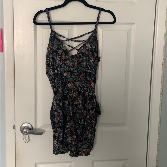 Floral Romper - Picture 2 of 2